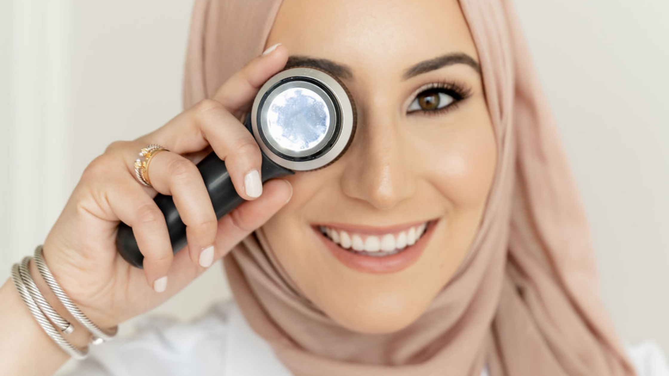 Creator of Dermy Doc Box, a skincare subscription service Dr. Fatima Fahs describes what is the difference in skin types and how you can determine your skin type and ideal products.