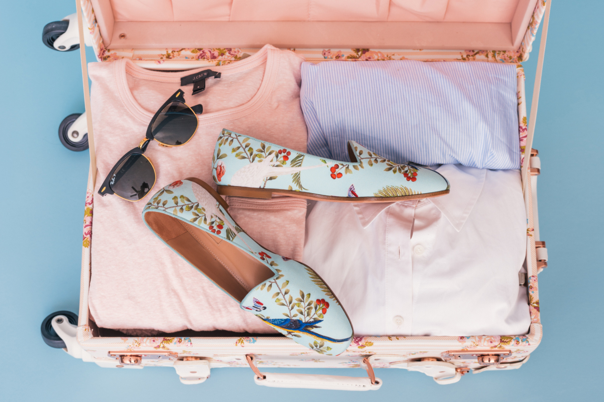 Skincare Tips: Taking Care of Your Skin While Traveling